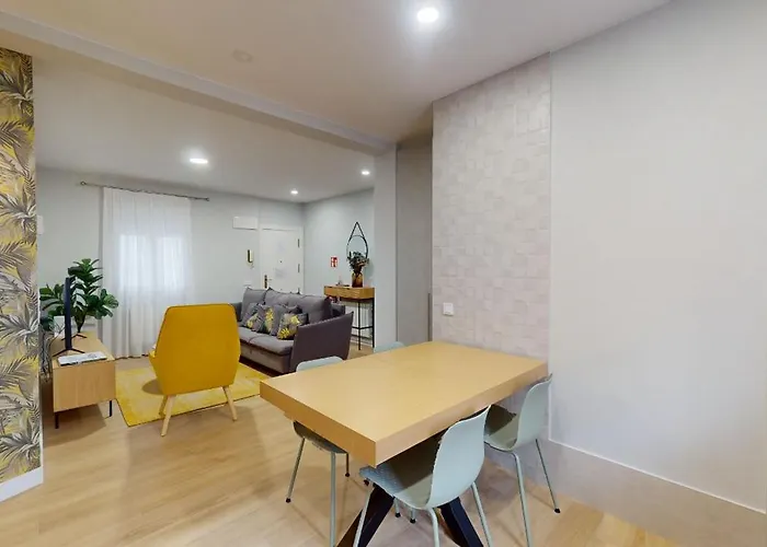 Piso De Hojas Appartement *